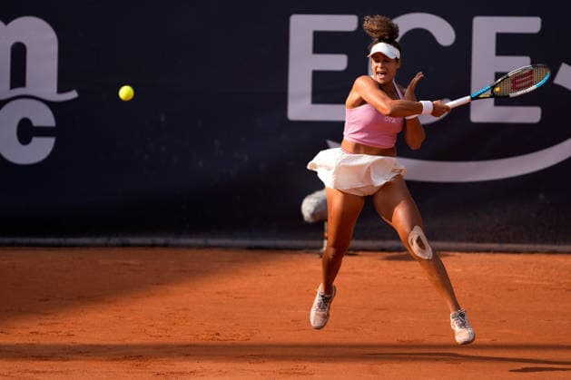 MSC Hamburg Ladies Open - Day 6 Mayar Sherif of Egypt plays during the semi-final match against fifth seed Tamara Korpatsch of Germany at the 2026 MSC Hamburg Ladies Open women s tennis tournament at Am Rothenbaum in Hamburg, Germany. Hamburg Hamburg Germany  Copyright: xOwenxHammondx originalFilename:hammond-2026msch260725_npezC.jpg