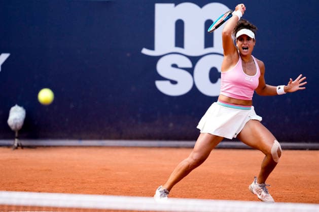 MSC Hamburg Ladies Open - Day 6 Mayar Sherif of Egypt plays during the semi-final match against fifth seed Tamara Korpatsch of Germany at the 2026 MSC Hamburg Ladies Open women s tennis tournament at Am Rothenbaum in Hamburg, Germany. Hamburg Hamburg Germany  Copyright: xOwenxHammondx originalFilename:hammond-2026msch260725_npunF.jpg