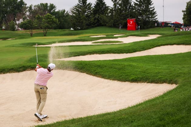 Scottie Scheffler of the United States plays a bunker shot on the seventh hole during the third round of the 2026 3M Open at TPC Twin Cities on July 25, 2026 in Blaine, Minnesota. CSM Blaine USA - ZUMAc04_ 20260725_zma_c04_027 Copyright: xStevenxGarciax