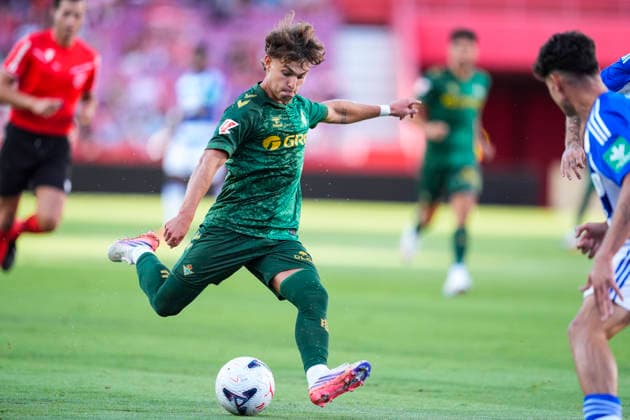 July 25, 2026, Granada, Granada, Spain: Angel Ortiz of Real Betis in action during the Ciudad de Granada Trophy football match played between Granada CF and Real Betis at Nuevo Los Carmenes stadium on July 25, 2026, in Granada, Spain. Granada Spain - ZUMAa181 20260725_zaa_a181_025 Copyright: xJoaquinxCorcherox