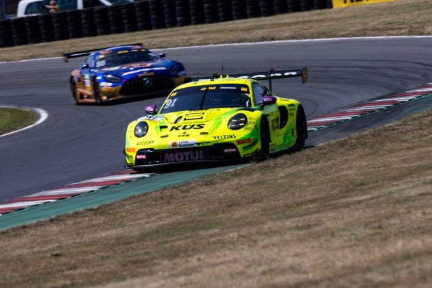 GER, DTM, 9. & 10. Lauf, Motorsport Arena Oschersleben 25.07.2026, Motorsport Arena, Oschersleben, GER, DTM, 9. & 10. Lauf, Motorsport Arena Oschersleben Ricardo Feller, Manthey Porsche 911 GT3 R Evo, Maro Engel, Mercedes-AMG Team Winwward Mercedes-AMG GT3 Â Foto: Alexander Trienitz Oschersleben Motorsport Arena Sachsen-Anhalt Deutschland *** GER, DTM, Round 9 of 10, Motorsport Arena Oschersleben, July 25, 2026, Motorsport Arena, Oschersleben, GER, DTM, Round 9 of 10, Motorsport Arena Oschersleben Ricardo Feller, Manthey Porsche 911 GT3 R Evo, Maro Engel, Mercedes-AMG Team Winward Mercedes-AMG GT3 Photo by Alexander Trienitz Oschersleben Motorsport Arena Saxony-Anhalt Germany