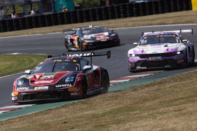 GER, DTM, 9. & 10. Lauf, Motorsport Arena Oschersleben 25.07.2026, Motorsport Arena, Oschersleben, GER, DTM, 9. & 10. Lauf, Motorsport Arena Oschersleben Bastian Buus, Land-Motorsport Porsche 911 GT3 R Evo, Finn Wiebelhaus, HRT Ford Racing Ford Mustang GT3 Evo Â Foto: Alexander Trienitz Oschersleben Motorsport Arena Sachsen-Anhalt Deutschland *** GER, DTM, Round 9 of 10, Motorsport Arena Oschersleben, July 25, 2026, Motorsport Arena, Oschersleben, GER, DTM, Round 9 of 10, Motorsport Arena Oschersleben: Bastian Buus, Land Motorsport Porsche 911 GT3 R Evo; Finn Wiebelhaus, HRT Ford Racing Ford Mustang GT3 Evo. Photo by Alexander Trienitz, Oschersleben Motorsport Arena, Saxony-Anhalt, Germany