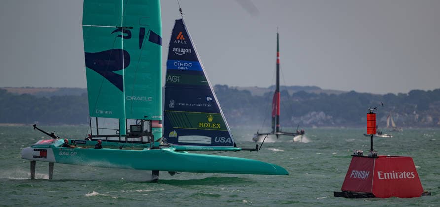 Rolex SailGP Championship USA cross the finish line during the 2026 Rolex SailGP Championship at The Solent, Portsmouth 25 07 2026 UK Newspapers OUT Copyright: xGraemexWilcocksonx FIL-23671-0030