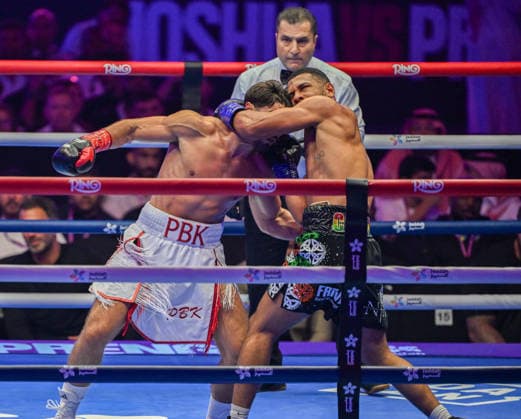 Anthony Joshua v Kristian Prenga: The Comeback Anthony Joshua v Kristian Prenga: The Comeback JEDDAH, SAUDI ARABIA - JULY 25: kelly vs agyarko during the weight in ahead of his fight against Anthony Joshua on the The Comeback fight card at Jeddah Promenade on July 25, 2026 in Jeddah.