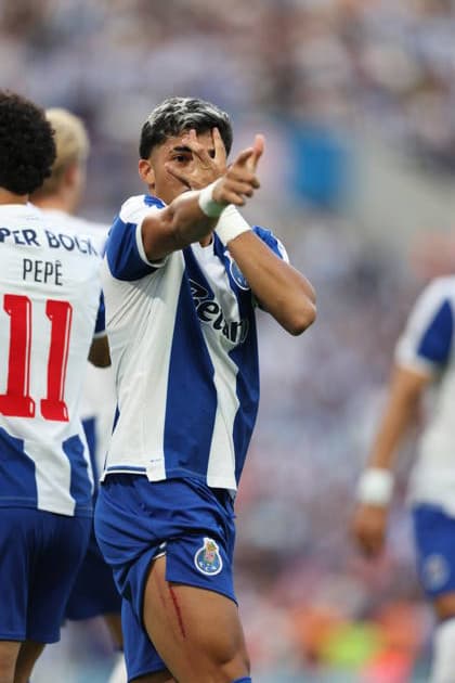 FC Porto v Aston Villa - Pre-Season Friendly William Gomes of FC Porto celebrates a goal during the friendly match between FC Porto and Aston Villa at Estadio do Dragao in Porto, Portugal, on July 25, 2026. porto Porto Portugal  Copyright: xLuisxEirasx originalFilename:eiras-friendly260725_npwee.jpg