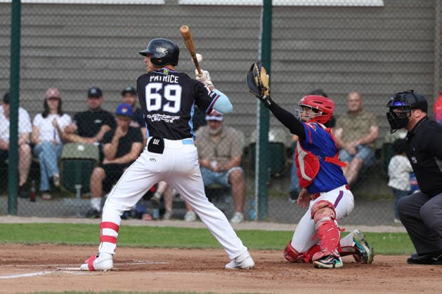 Baseballl I Herren I Saison 2026 I 1.Bundesliga I 17. Spieltag I Hamburg Stealers - Guggenberger Legionäre I 25.07.2026 Daniel Patrice (69, Guggenberger Legionäre) Isaias Lucena (11, Hamburg Stealers) Hamburg Jackie-Robinson-Ballpark Hamburg Deutschland *** Baseball Men s 2026 Season 1st Bundesliga Matchday 17 Hamburg Stealers vs. Guggenberger Legionäre July 25, 2026 Daniel Patrice 69, Guggenberger Legionäre Isaias Lucena 11, Hamburg Stealers, Hamburg Jackie Robinson Ballpark, Hamburg, Germany Copyright: xLobeca RalfxHomburgx