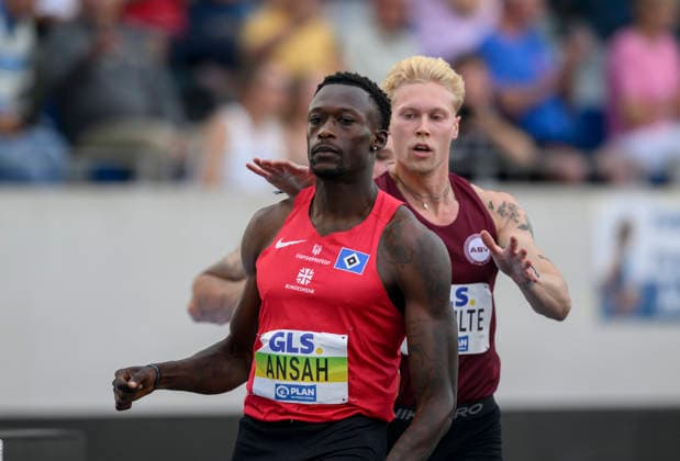 Sieger ANSAH Owen (1.Platz) ohne Jubel im Ziel, r. SCHULTE Marvin (7.Platz) Aktion, Finale 100m der Männer, am 25.07.2026 Leichtathletik Deutschen Meisterschaften vom 25.07.- 26.07.2026 in Bochum-Wattenscheid Deutschland. Lohrheidestadion *** Winner: ANSAH, Owen—1st place, no celebration at the finish line; r SCHULTE, Marvin—7th place, action, Men’s 100m Final, on July 25, 2026, at the German Track and Field Championships held from July 25–26, 2026, in Bochum-Wattenscheid, Germany, at Lohrheidestadion