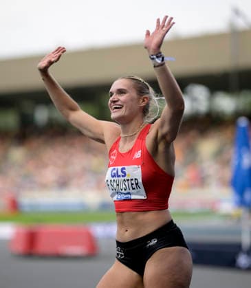 Jubel Siegerin SCHUSTER Franziska. Finale 100m Hürden, am 25.07.2026 Leichtathletik Deutschen Meisterschaften vom 25.07.- 26.07.2026 in Bochum-Wattenscheid Deutschland. Lohrheidestadion *** Celebrating the winner, Franziska SCHUSTER, in the 100-meter hurdles final on July 25, 2026, at the German Track and Field Championships held from July 25 to July 26, 2026, in Bochum-Wattenscheid, Germany, at Lohrheidestadion