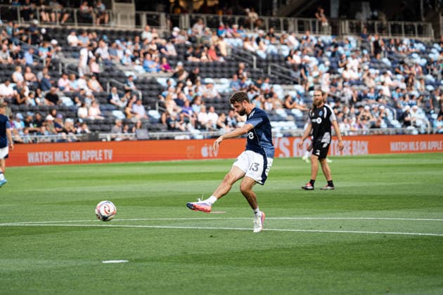 Minnesota United FC (USA) playing against Vancouver Whitecaps FC (USA) in the MLS, Fussball Herren, USA in Minneapolis at the Allianz Field on July 25th 2026, regular season 2026 Thomas Mueller (Vancouver Whitecaps FC, 13) beim Aufwaermen Minneapolis Allianz Field Minnesota United States of America *** Minnesota United FC (USA) vs. Vancouver Whitecaps FC (USA) in the MLS at Allianz Field in Minneapolis on July 25, 2026, 2026 regular season. Thomas Mueller of the Vancouver Whitecaps FC, No. 13, during warm-ups at Allianz Field in Minneapolis, Minnesota, United States of America