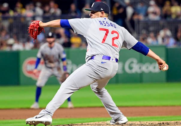 Chicago Cubs pitcher Javier Assad (72) throws in the eighth inning of the Cubs 11-0 win against the Pittsburgh Pirates in the at PNC Park on Saturday, July 25, 2026 in Pittsburgh.  PIT2026072513 ArchiexCarpenter