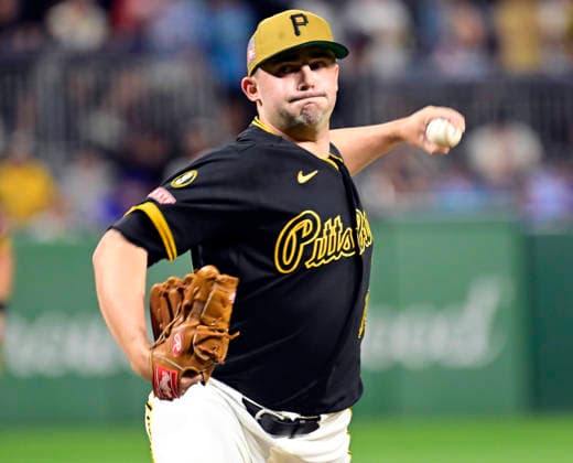 Pittsburgh Pirates pitcher Brandon Eisert (14) throws in the eighth inning of the Chicago Cubs 11-0 win at PNC Park on Saturday, July 25, 2026 in Pittsburgh.  PIT2026072515 ArchiexCarpenter