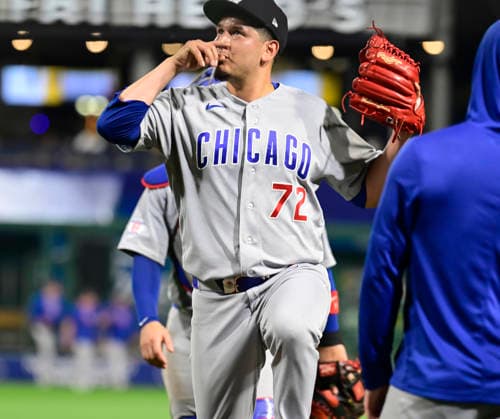 Chicago Cubs pitcher Javier Assad (72) celebrates after closing out the Cubs 11-0 win against the Pittsburgh Pirates in the at PNC Park on Saturday, July 25, 2026 in Pittsburgh.  PIT2026072522 ArchiexCarpenter
