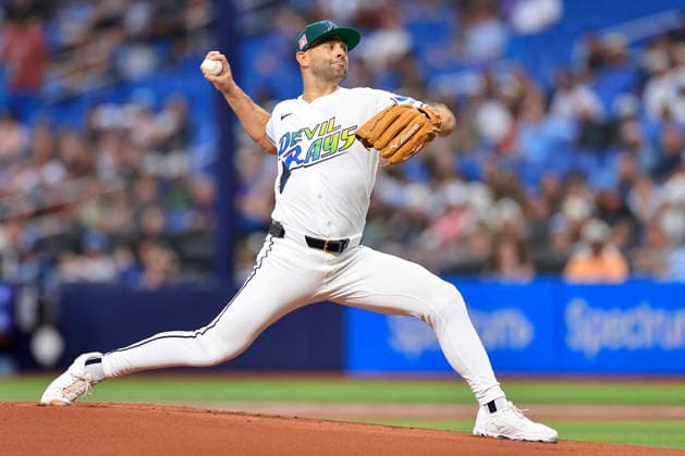 July 25, 2026, St. Petersburg, Florida, USA: Tampa Bay Rays starting pitcher Nick Martinez (28) delivers a pitch during an MLB, Baseball Herren, USA game against the Cleveland Guardians on July 25, 2026 at Tropicana Field. The Rays beat the Guardians 3-0. St. Petersburg USA - ZUMAh180 20260725_zsp_h180_011 Copyright: xKimxHukarix
