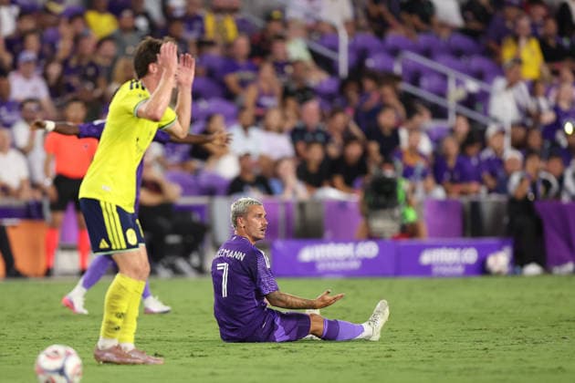 July 25, 2026, Orlando, Florida, USA: Orlando City SC forward ANTOINE GREIZMANN (7) reacts to a play against Nashville SC. Orlando City SC hosted Nashville SC at Inter.Co Stadium in Orlando, FL. Orlando USA - ZUMAm299 20260725_znp_m299_015 Copyright: xTaylorxMcFeex