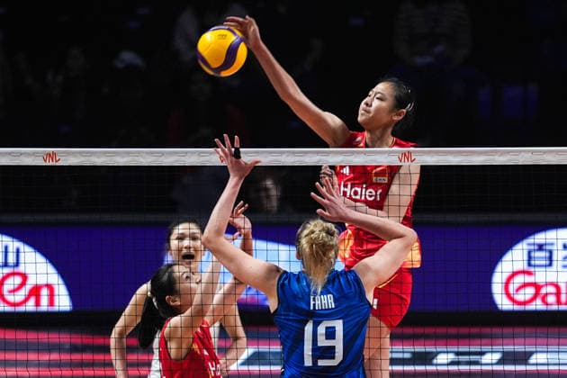 China v Italy - 2026 FIVB Volleyball Nations League MACAU, CHINA - JULY 26: Sarah Luisa Fahr (19) of Italy in action during the 2026 FIVB Women s Volleyball Nations League (VNL) third-place match at the East Asian Games Dome in Macau, China, on July 26, 2026. Dilara Irem Sancar Anadolu China Macao. Editorial use only. Please get in touch for any other usage.  Copyright: x2026xAnadoluxDilaraxIremxSancarx
