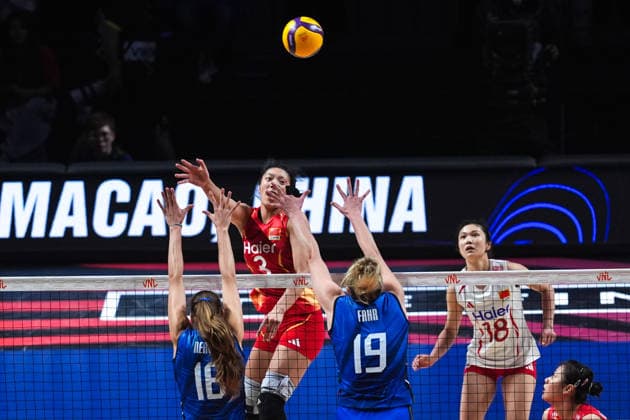 China v Italy - 2026 FIVB Volleyball Nations League MACAU, CHINA - JULY 26: Sarah Luisa Fahr (19) and Paola Ogechi Egonu (18) of Italy compete against Xin Tang (3) of China during the 2026 FIVB Women s Volleyball Nations League (VNL) third-place match at the East Asian Games Dome in Macau, China, on July 26, 2026. Dilara Irem Sancar Anadolu China Macao. Editorial use only. Please get in touch for any other usage.  Copyright: x2026xAnadoluxDilaraxIremxSancarx
