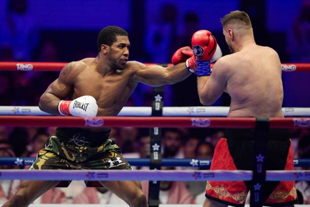JEDDAH, SAUDI ARABIA - JULY 25: Anthony Joshua punches Kristian Prenga during the Heavyweight contest fight between Anthony Joshua and Kristian Prenga in the Anthony Joshua v Kristian Prenga: The Comeback fight night at Jeddah Superdome on July 25, 2026 in Jeddah, Saudi Arabia.  Copyright: xKhalidxAlhaj MBxMediax