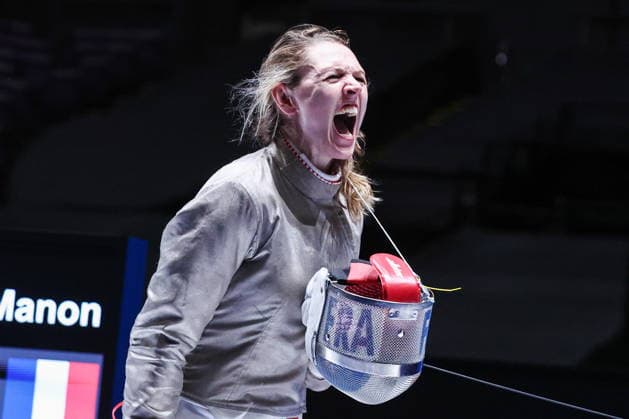 CHINA, HONG KONG - JULY 26, 2026: France s Manon Apithy competes in the ladies individual sabre event at the 2026 Kerry Fencing World Championships 2026 Fencing World Championships In Hong Kong  - ZUMAt113 20260726_zaa_t113_023 Copyright: xMikhailxSinitsynx