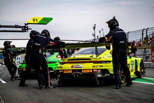DTM, 9. + 10. Rennen Oschersleben 2026 91 Porsche 911 GT3 R (992), Manthey: Thomas Preining, 90 Porsche 911 GT3 R (992), Manthey: Ricardo Feller - picture by Gruppe C Photography Oschersleben Oschersleben Sachsen-Anhalt Germany Copyright: xGruppexCxPhotographyx