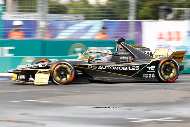 July 26, 2026, Tokyo, Japan: DS PENSKE driver Taylor Barnard (77) in action during the qualifying for the Formula E Tokyo E-Prix, round 15 of the 2025Ã¢â‚¬2026 ABB FIA Formula E World Championship, WM, Weltmeisterschaft on the temporary street circuit around the Tokyo Big Sight convention center in Tokyo. Tokyo Japan - ZUMAm191 20260726_aap_m191_020 Copyright: xRodrigoxReyesxMarinx