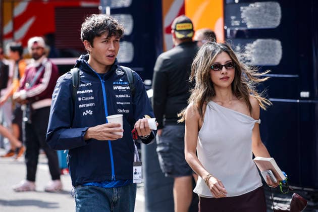 F1 - HUNGARIAN GRAND PRIX 2026 ALBON Alexander (tha), Williams F1 Team FW48, portrait and his girlfriend Lily Muni He portrait during the Formula 1 Hungarian Grand Prix 2026, 11th round of the 2026 Formula One World Championship, WM, Weltmeisterschaft from July 24 to 26, 2026 on the Hungaroring, in Mogyorod near Budapest, Hungary - MogyorodHungary  Copyright: xXavixBonillax