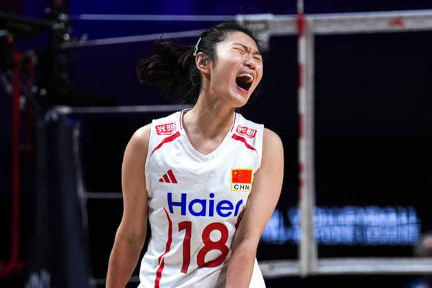 China v Italy - 2026 FIVB Volleyball Nations League MACAO, CHINA – JULY 26: China s Mengjie Wang (18) celebrates after winning a point during the 2026 FIVB Volleyball Nations League (VNL) women s third-place match between China and Italy at the East Asian Games Dome in Macao, China, on July 26, 2026. Dilara Irem Sancar Anadolu Macau Macao. Editorial use only. Please get in touch for any other usage.  Copyright: x2026xAnadoluxDilaraxIremxSancarx