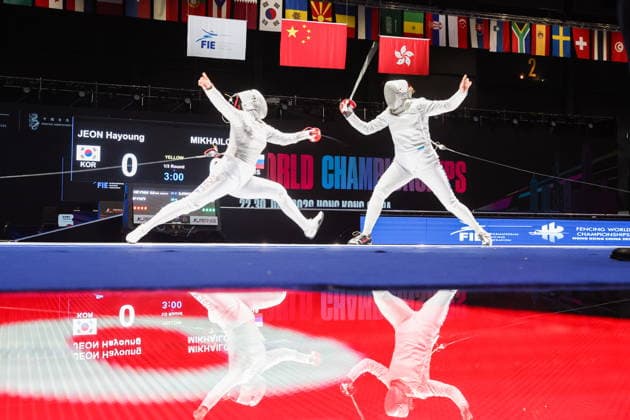 CHINA, HONG KONG - JULY 26, 2026: South Korea s Hayoung Jeon (L) and Russia s Alina Mikhailova compete in the ladies individual sabre event at the 2026 Kerry Fencing World Championships. Mikhail Sinitsyn TASS  95478567