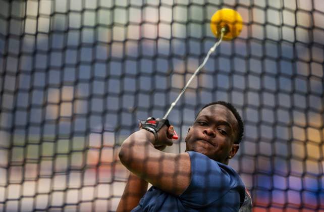 HENGELO - Shelmund Mercalina on the second and final day of the Dutch Indoor Athletics Championships at the Fanny Blankers-Koen Stadium. IRIS VAN DEN BROEK ANP xVIxANPxSportx xxANPxIVx 564325929 originalFilename: 564325929.jpg
