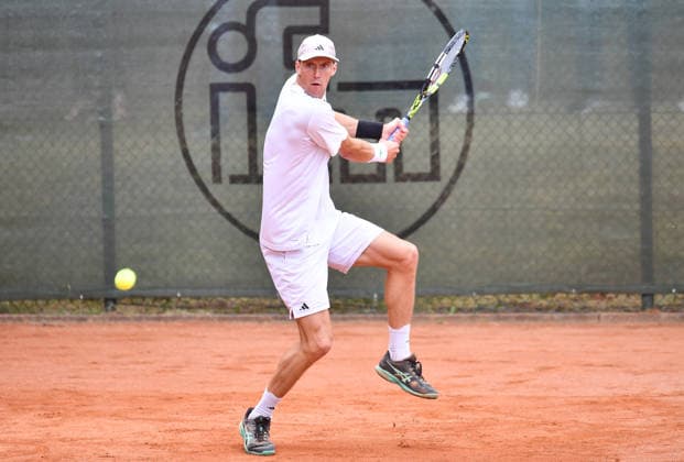 Tennis 1. Herren Bundesliga Saison 2026 TC Bredeney - Kölner THC Stadion Rot-Weiss am 26.07.2026 am Zeißbogen in Essen Jan Choinski ( Kölner THC Stadion Rot-Weiss ) Nordrhein-Westfalen Deutschland *** Men s Tennis 1 Bundesliga, 2026 Season, TC Bredeney, Kölner THC Stadion Rot Weiss, July 26, 2026, at Zeißbogen in Essen, Jan Choinski, Kölner THC Stadion Rot Weiss, North Rhine-Westphalia, Germany