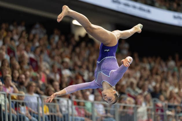 Deutsche Meisterschaften im Gerätturnen 2026, Gerätfinals Deutsche Meisterin am Balken: Helen Kevric (MTV Stuttgart). Deutsche Meisterschaften im Gerätturnen, Gerätfinals, am 26. Juli 2026 in der ZAG-Arena in Hannover., Hannover Niedersachsen Deutschland ZAG Arena *** 2026 German Artistic Gymnastics Championships, Apparatus Finals; German Champion on the Balance Beam: Helen Kevric, MTV Stuttgart; German Artistic Gymnastics Championships, Apparatus Finals, on July 26, 2026, at the ZAG Arena in Hanover, Hanover, Lower Saxony, Germany; ZAG Arena