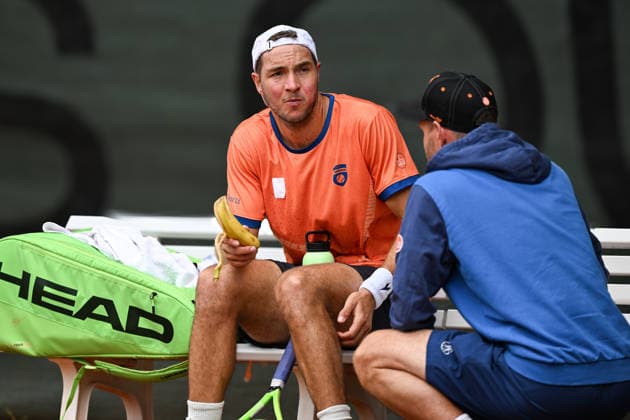 Jan-Lennard Struff GER auf der Bank 26.07.2026 ¢ Tennis ¢ 1. Bundesliga Herren, TC Bredeney vs Kölner THC Stadion RW, Tennis Club Bredeney, Essen, NRW Germany *** Jan Lennard Struff (GER) on the bench July 26, 2026 ¢ Tennis ¢ Men s Bundesliga 1, TC Bredeney vs. Kölner THC Stadion RW, Tennis Club Bredeney, Essen, North Rhine-Westphalia, Germany Copyright: xpepphotox xHorstxMauelshagenx pep00321, pep_20260726_hm_392779