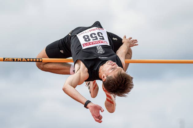 260726 Oliver Ericsson-Sotterman, Upsala IF, tävlar i herrarnas höjdhopp under dag 3 av friidrotts-SM den 26 juli 2026 i Uppsala. *** July 26, 2026: Oliver Ericsson Sotterman of Upsala IF competes in the men’s high jump on Day 3 of the Swedish Track and Field Championships on July 26, 2026, in Uppsala  Copyright: ARONxBROMAN BB260726AM022