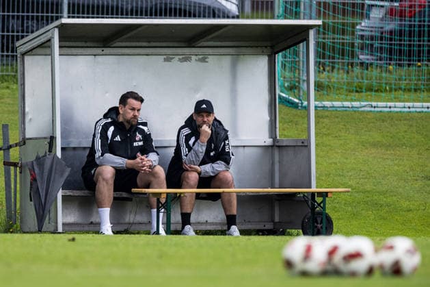 ST. JOHANN IN TIROL, AUSTRIA - JULY 26: Thomas Kessler (Sports Director 1. FC Koeln) and Tim Steidten (Director Squad Organisation & Recruiting) watching the training during a training session at trainings camp in Kitzbuehel of season 2026 27 at Koasastadion on July 26, 2026 in St. Johann in Tirol, Austria. Austria Copyright: xSteffiexWunderlx