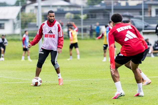 ST. JOHANN IN TIROL, AUSTRIA - JULY 26: Linton Maina (1. FC Koeln, 37) controls the ball during a training session at trainings camp in Kitzbuehel of season 2026 27 at Koasastadion on July 26, 2026 in St. Johann in Tirol, Austria. Austria Copyright: xSteffiexWunderlx