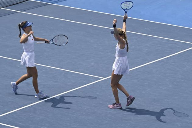 Harriet Dart (right) and Maia Lumsden (left) of Great Britain celebrate victory after the match against Lucie Havlickova and Laura Samsonova of Czech Republic within the women s WTA, Tennis Damen 250 Livesport Prague Open 2026 tennis tournament in Prague, Czech Republic, on July 26, 2026. (CTKxPhoto MichalxKrumphanzl) CTKPhotoP2026072602596  CTKPhotoP2026072602596