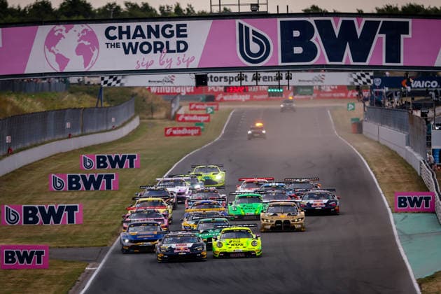 DTM, 9. + 10. Rennen Oschersleben 2026 91 Porsche 911 GT3 R (992), Manthey: Thomas Preining, 3 BMW M4 GT3 Evo, Schubert Motorsport: Kelvin van der Linde - picture by Gruppe C Photography Oschersleben Oschersleben Sachsen-Anhalt Germany Copyright: xGruppexCxPhotographyx