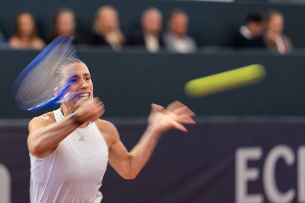 Andrea Petkovic (GER) im Bild am Ball, Aktion, GER, Martina Hingis vs Andrea Petkovic, Tennis, MSC Hamburg Ladies Open WTA, Tennis Damen 250, Showmatch, 26.07.2026 GER, Martina Hingis vs Andrea Petkovic, Tennis, MSC Hamburg Ladies Open WTA 250, Showmatch, 26.07.2026 Hamburg *** Andrea Petkovic (GER) pictured at the net, in action, GER, Martina Hingis vs. Andrea Petkovic, Tennis, MSC Hamburg Ladies Open WTA 250, Exhibition Match, July 26, 2026, GER, Martina Hingis vs. Andrea Petkovic, Tennis, MSC Hamburg Ladies Open WTA 250, Exhibition Match, July 26, 2026, Hamburg Copyright: xEibner-Pressefoto MaxxVincenx EP_MVN