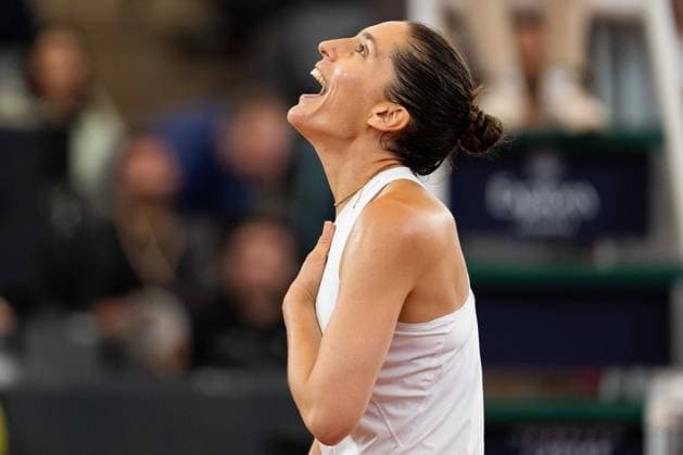 Andrea Petkovic (GER) im Bild, Jubel, Freude, Emotion, GER, Martina Hingis vs Andrea Petkovic, Tennis, MSC Hamburg Ladies Open WTA, Tennis Damen 250, Showmatch, 26.07.2026 GER, Martina Hingis vs Andrea Petkovic, Tennis, MSC Hamburg Ladies Open WTA 250, Showmatch, 26.07.2026 Hamburg *** Andrea Petkovic (GER) in the photo, celebration, joy, emotion, GER, Martina Hingis vs. Andrea Petkovic, tennis, MSC Hamburg Ladies Open WTA 250, exhibition match, July 26, 2026, GER, Martina Hingis vs. Andrea Petkovic, tennis, MSC Hamburg Ladies Open WTA 250, exhibition match, July 26, 2026, Hamburg Copyright: xEibner-Pressefoto MaxxVincenx EP_MVN
