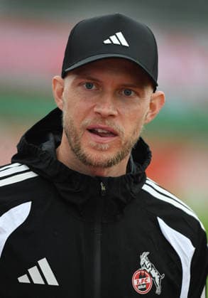 25.07.2026, xophax, Fussball 1.Bundesliga, 1.FC Koeln Trainingslager . Mannschaft in Kitzbühel .Training in Sankt Johann. Trainer Rene Wagner (1.FC Köln ) Kitzbühel *** July 25, 2026, xophax, Soccer, Bundesliga 1, 1. FC Köln Training Camp, Team in Kitzbühel, Training in Sankt Johann, Coach Rene Wagner, 1. FC Köln, Kitzbühel