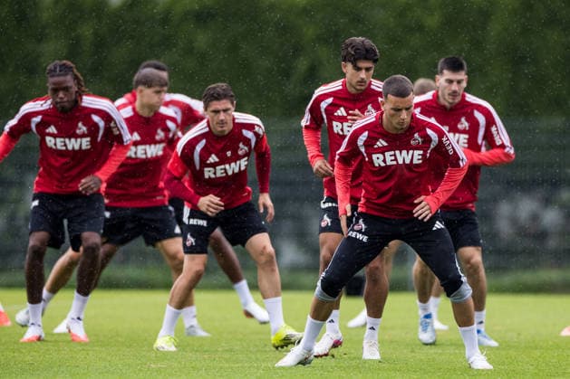 ST. JOHANN IN TIROL, AUSTRIA - JULY 26: Said El Mala (1. FC Koeln, 13) stretching during a training session at trainings camp in Kitzbuehel of season 2026 27 at Koasastadion on July 26, 2026 in St. Johann in Tirol, Austria. Austria Copyright: xSteffiexWunderlx