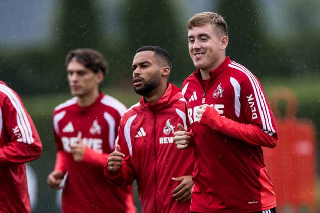 ST. JOHANN IN TIROL, AUSTRIA - JULY 26: Isak Johannesson (1. FC Koeln, 8) smiling while running laps during a training session at trainings camp in Kitzbuehel of season 2026 27 at Koasastadion on July 26, 2026 in St. Johann in Tirol, Austria. Austria Copyright: xSteffiexWunderlx