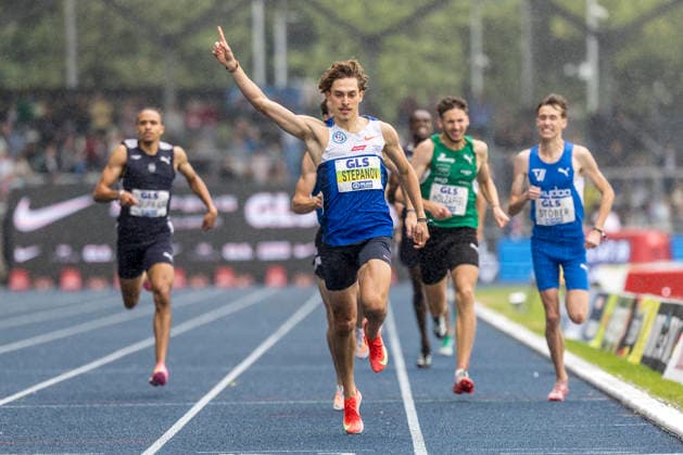 Deutsche Leichtathletik-Meisterschaften; Bochum-Wattenscheid, 26.07.2026 Alexander Stepanov (VfL Sindelfingen) gewinnt die 800m und ist Deutscher Meister; Deutsche Leichtathletik-Meisterschaften am 26.07.2026 im Lorheide-Stadion, Bochum-Wattenscheid (Nordrhein-Westfalen). *** German Track and Field Championships, Bochum-Wattenscheid, July 26, 2026: Alexander Stepanov of VfL Sindelfingen wins the 800m and is crowned German champion at the German Track and Field Championships on July 26, 2026, at Lorheide Stadium in Bochum-Wattenscheid, North Rhine-Westphalia Copyright: xBEAUTIFULxSPORTS AxelxKohringx