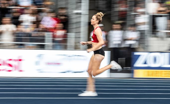 Deutsche Leichtathletik-Meisterschaften; Bochum-Wattenscheid, 26.07.2026 Impression: Smilla Kolbe (Eintracht Frankfurt e.V.) kurz nach dem Start im 800m-Finale der Frauen; Deutsche Leichtathletik-Meisterschaften am 26.07.2026 im Lohrheidestadion in Bochum-Wattenscheid (Nordrhein-Westfalen). *** German Track and Field Championships, Bochum-Wattenscheid, July 26, 2026: A snapshot of Smilla Kolbe of Eintracht Frankfurt e.V. shortly after the start of the women’s 800-meter final at the German Track and Field Championships on July 26, 2026, at Lohrheidestadion in Bochum-Wattenscheid, North Rhine-Westphalia Copyright: xBEAUTIFULxSPORTS R.xSchmittx