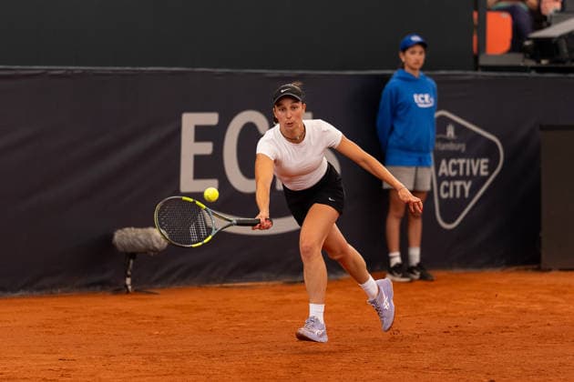 Tamara Korpatsch (GER) im Bild am Ball, Aktion, GER, Anna Bondar vs Tamara Korpatsch, Tennis, MSC Hamburg Ladies Open WTA, Tennis Damen 250, Finale, 26.07.2026 GER, Anna Bondar vs Tamara Korpatsch, Tennis, MSC Hamburg Ladies Open WTA 250, Finale, 26.07.2026 Hamburg *** Tamara Korpatsch (GER) pictured at the net, in action, GER, Anna Bondar vs. Tamara Korpatsch, Tennis, MSC Hamburg Ladies Open WTA 250, Final, July 26, 2026, GER, Anna Bondar vs. Tamara Korpatsch, tennis, MSC Hamburg Ladies Open WTA 250, final, July 26, 2026, Hamburg Copyright: xEibner-Pressefoto MaxxVincenx EP_MVN