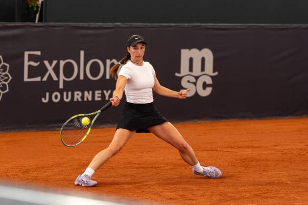 Tamara Korpatsch (GER) im Bild am Ball, Aktion, GER, Anna Bondar vs Tamara Korpatsch, Tennis, MSC Hamburg Ladies Open WTA, Tennis Damen 250, Finale, 26.07.2026 GER, Anna Bondar vs Tamara Korpatsch, Tennis, MSC Hamburg Ladies Open WTA 250, Finale, 26.07.2026 Hamburg *** Tamara Korpatsch (GER) pictured at the net, in action, GER, Anna Bondar vs. Tamara Korpatsch, Tennis, MSC Hamburg Ladies Open WTA 250, Final, July 26, 2026, GER, Anna Bondar vs. Tamara Korpatsch, tennis, MSC Hamburg Ladies Open WTA 250, final, July 26, 2026, Hamburg Copyright: xEibner-Pressefoto MaxxVincenx EP_MVN