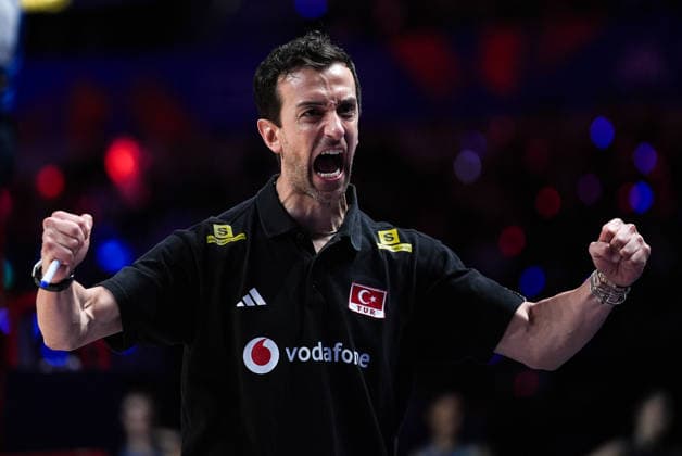 Turkiye v Brazil - 2026 FIVB Volleyball Nations League MACAO, CHINA - JULY 26: Head coach of Turkiye Daniele Santarelli, celebrates after a point during the 2026 FIVB Volleyball Nations League (VNL) women s final match between Turkiye and Brazil at the East Asian Games Dome in Macao, China, on July 26, 2026. Dilara Irem Sancar Anadolu Macao China. Editorial use only. Please get in touch for any other usage.  Copyright: x2026xAnadoluxDilaraxIremxSancarx