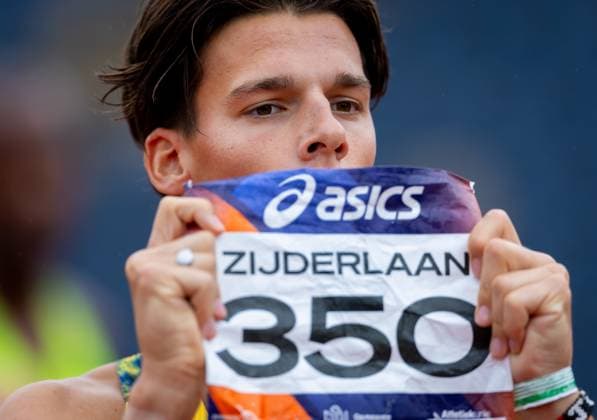 HENGELO - Juan Zijderlaan after the 1500-meter final, on the second and final day of the Dutch Indoor Athletics Championships at the Fanny Blankers-Koen Stadium. IRIS VAN DEN BROEK ANP xVIxANPxSportx xxANPxIVx 564337012 originalFilename: 564337012.jpg