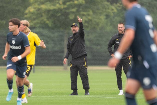 26.07.2026, GER Deutschland, Fussball, Saison 2026 2027, Testspiel zwischen Borussia Dortmund U23 vs Jong FC Utrecht Daniel Rios, Chef-Trainer (BV Borussia Dortmund U23) Dortmund BVB-Trainingsgelände Hohenbuschei Nordrhein Westfalen Deutschland *** July 26, 2026, GER Germany, Soccer, 2026–2027 Season, Friendly Match between Borussia Dortmund U23 and Jong FC Utrecht; Daniel Rios, Head Coach of BV Borussia Dortmund U23; Dortmund BVB Training Facility, Hohenbuschei, North Rhine-Westphalia, Germany Copyright: xnordphotoxGmbHx xSchulzex