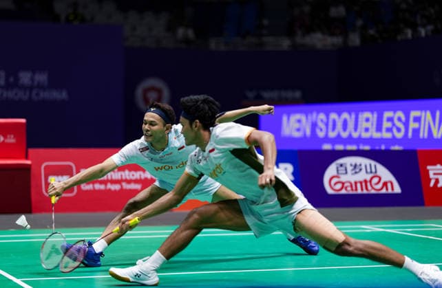 (260726) -- CHANGZHOU, July 26, 2026 -- Fajar Alfian (L) Muhammad Shohibul Fikri compete during the men s doubles final match between Fajar Alfian Muhammad Shohibul Fikri of Indonesia and Kim Won Ho Seo Seung Jae of South Korea at the China Open 2026 badminton tournament in Changzhou, east China s Jiangsu Province, July 26, 2026. ) (SP)CHINA-CHANGZHOU-BADMINTON-CHINA OPEN-MEN S DOUBLES-FINAL (CN) SunxFei 