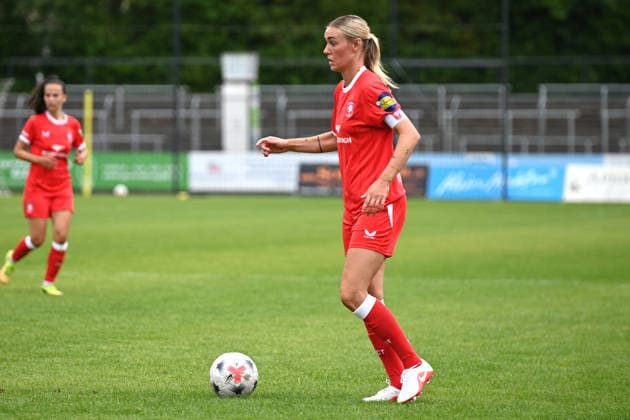 Jill Roord Freundschaftsspiel SGS Essen FC Twente 26.07.2026 Jill Roord (FC Twente), Freundschaftsspiel, SGS Essen gegen FC Twente am 26. Juli 2026 im Stadion am Uhlenkrug, Essen. Endstand 1:2 *** Jill Roord Friendly Match: SGS Essen vs. FC Twente, July 26, 2026 Jill Roord FC Twente, Friendly Match, SGS Essen vs. FC Twente on July 26, 2026, at Stadion am Uhlenkrug, Essen. Final score: 1–2